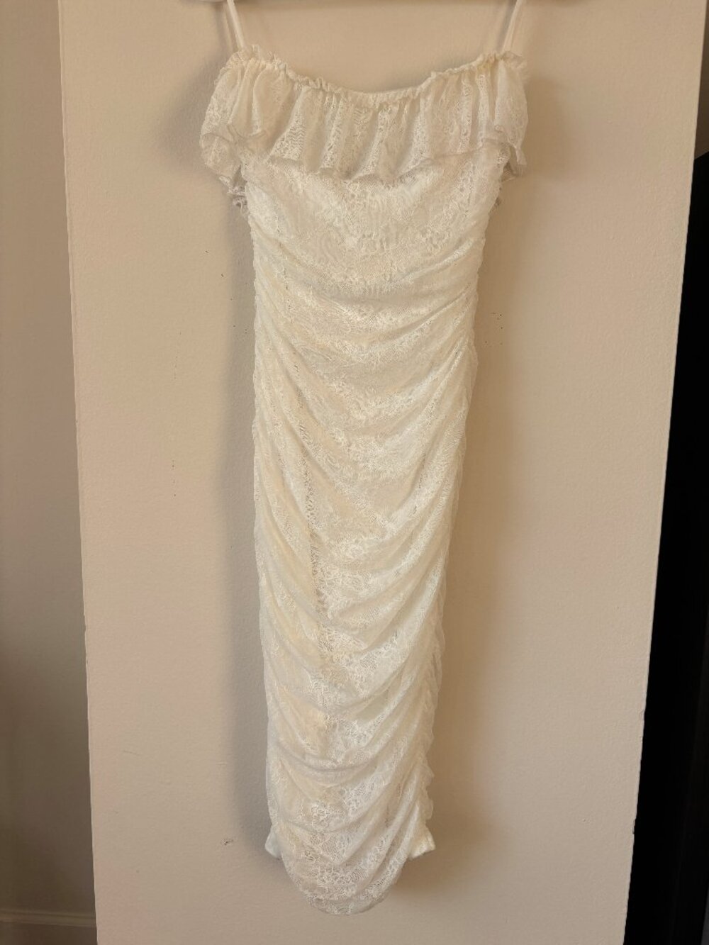 Windsor Strapless White Lace Midi Dress - Size Medium